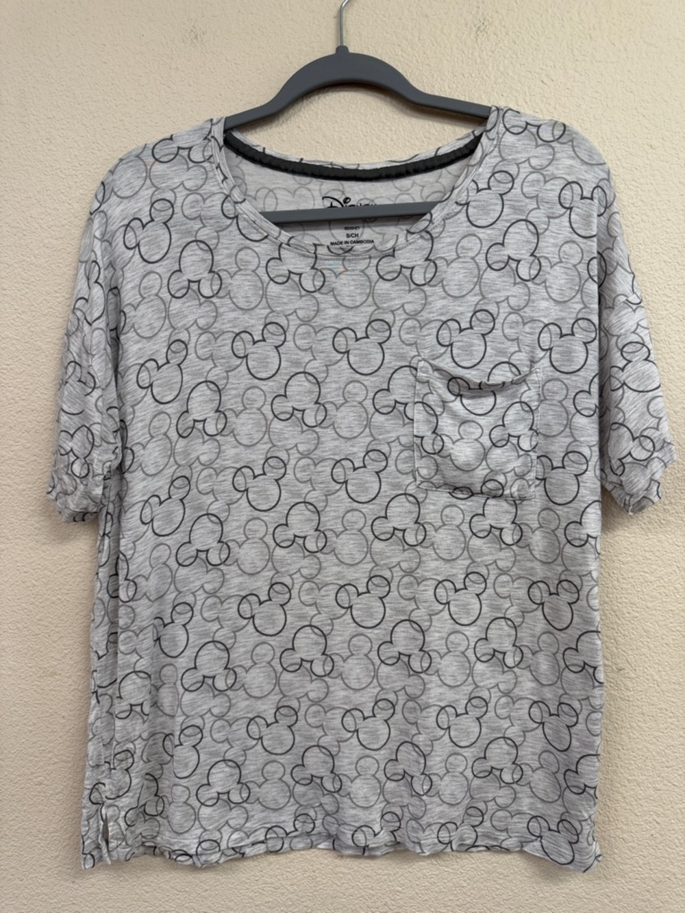 Disney Mickey Mouse Short Sleeve Tee Shirt Size Small